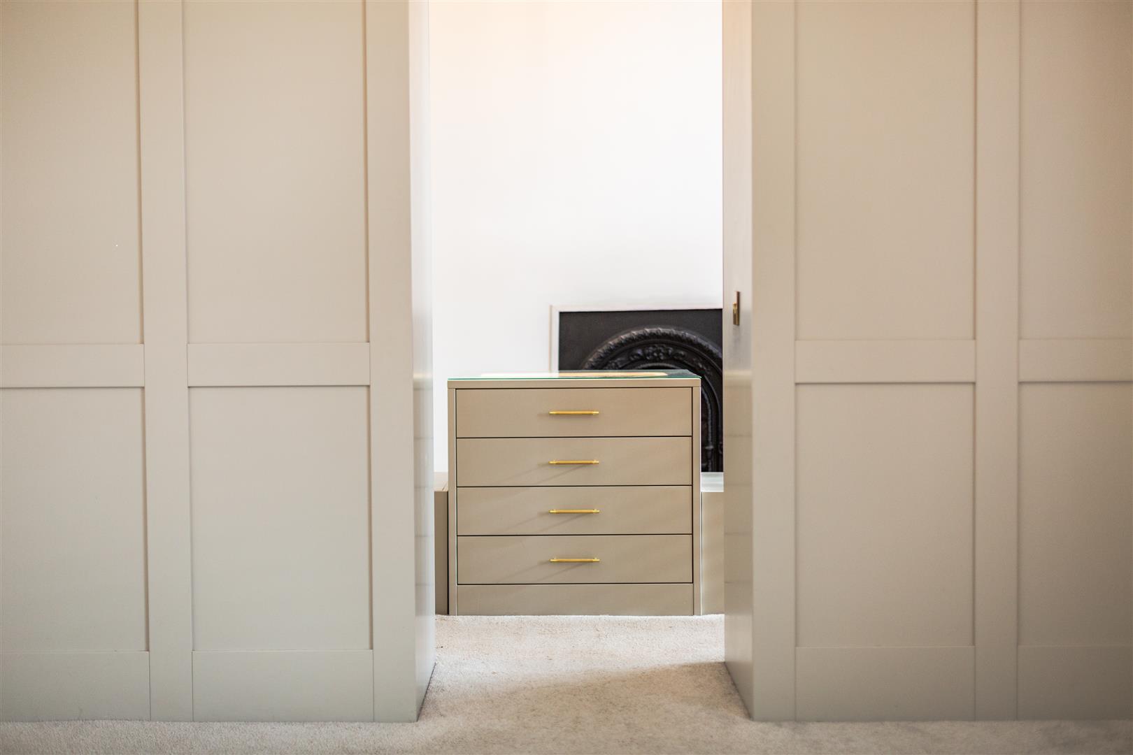 Queen Victoria Road, Llanelli, SA15 2TL